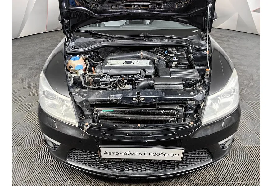 Skoda Octavia 2.0 TSI DSG (200 л.с.) RS Черный в АВИЛОН. Слайд №10