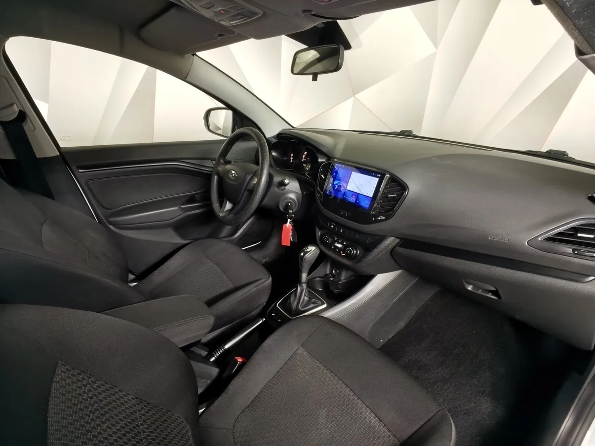 ВАЗ (Lada) Vesta 1.6 CVT (113 л.с.) Белый в АВИЛОН. Слайд №13