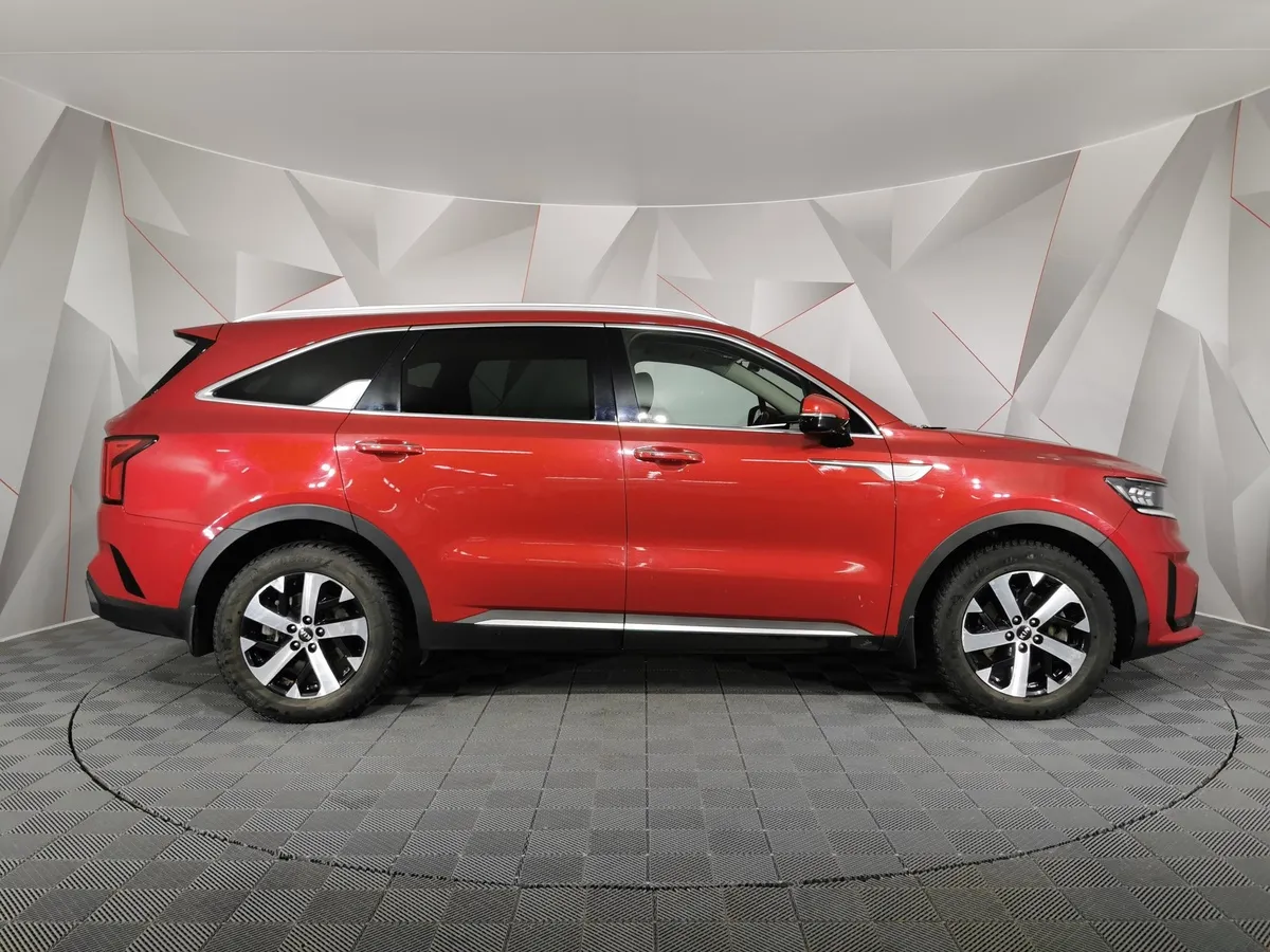 Kia Sorento 2.2 CRDi 4WD DCT (199 л.с.) Luxe Красный в АВИЛОН. Слайд №6