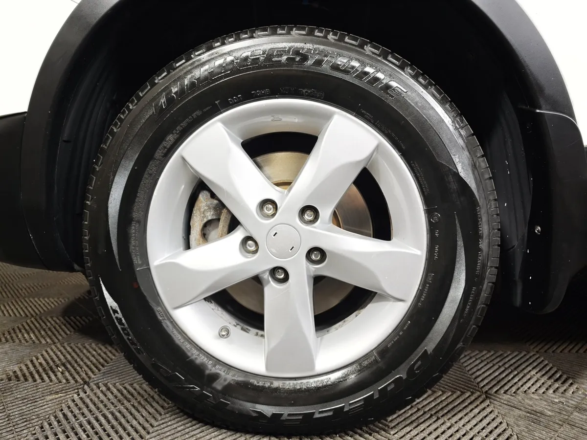 Nissan Qashqai 2.0 CVT AWD (141 л.с.) Белый в АВИЛОН. Слайд №9