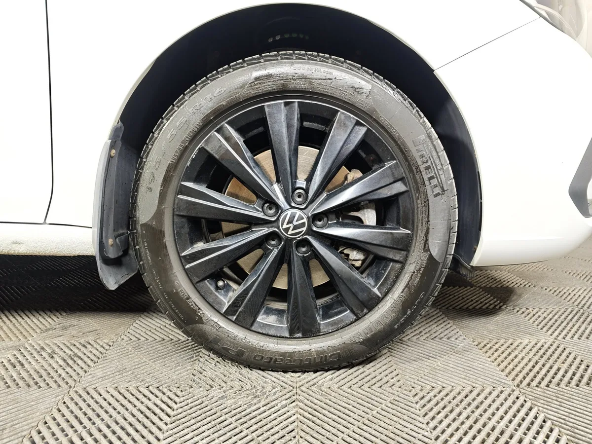 Volkswagen Polo 1.6 MPI AT (110 л.с.) Exclusive + Комфорт Белый в АВИЛОН. Слайд №9