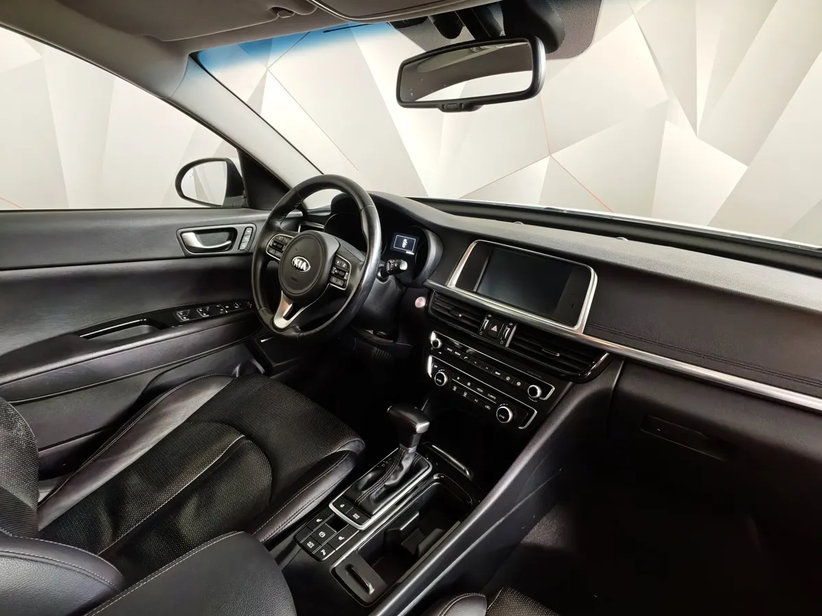 Kia Optima 2.0 AT (150 л.с.) Белый в АВИЛОН. Слайд №13