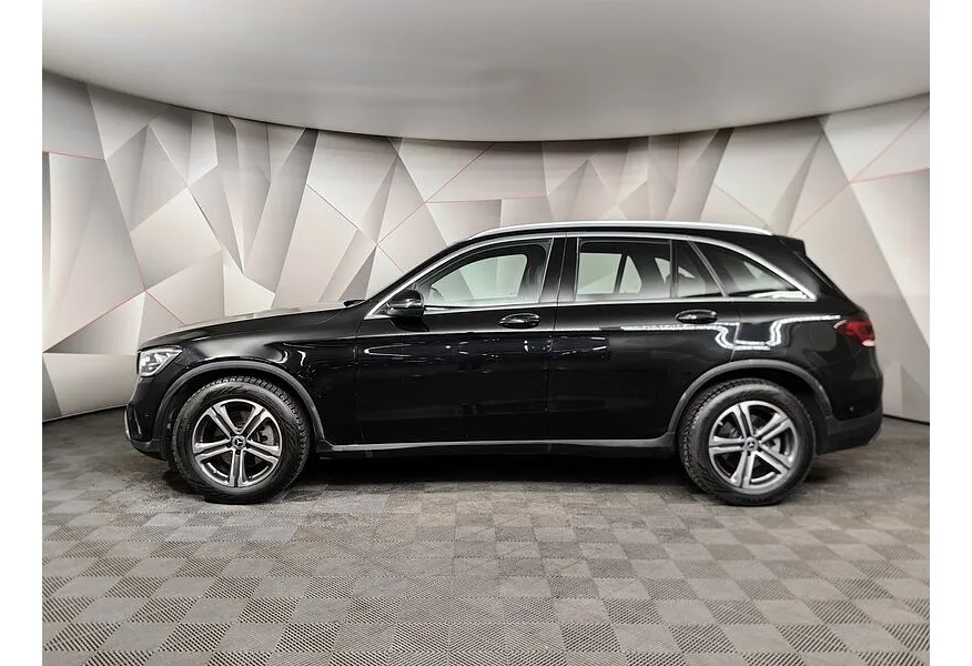 Mercedes-Benz GLC 200 9G-TRONIC 4MATIC (197 л.с.) Premium Черный в АВИЛОН. Слайд №5