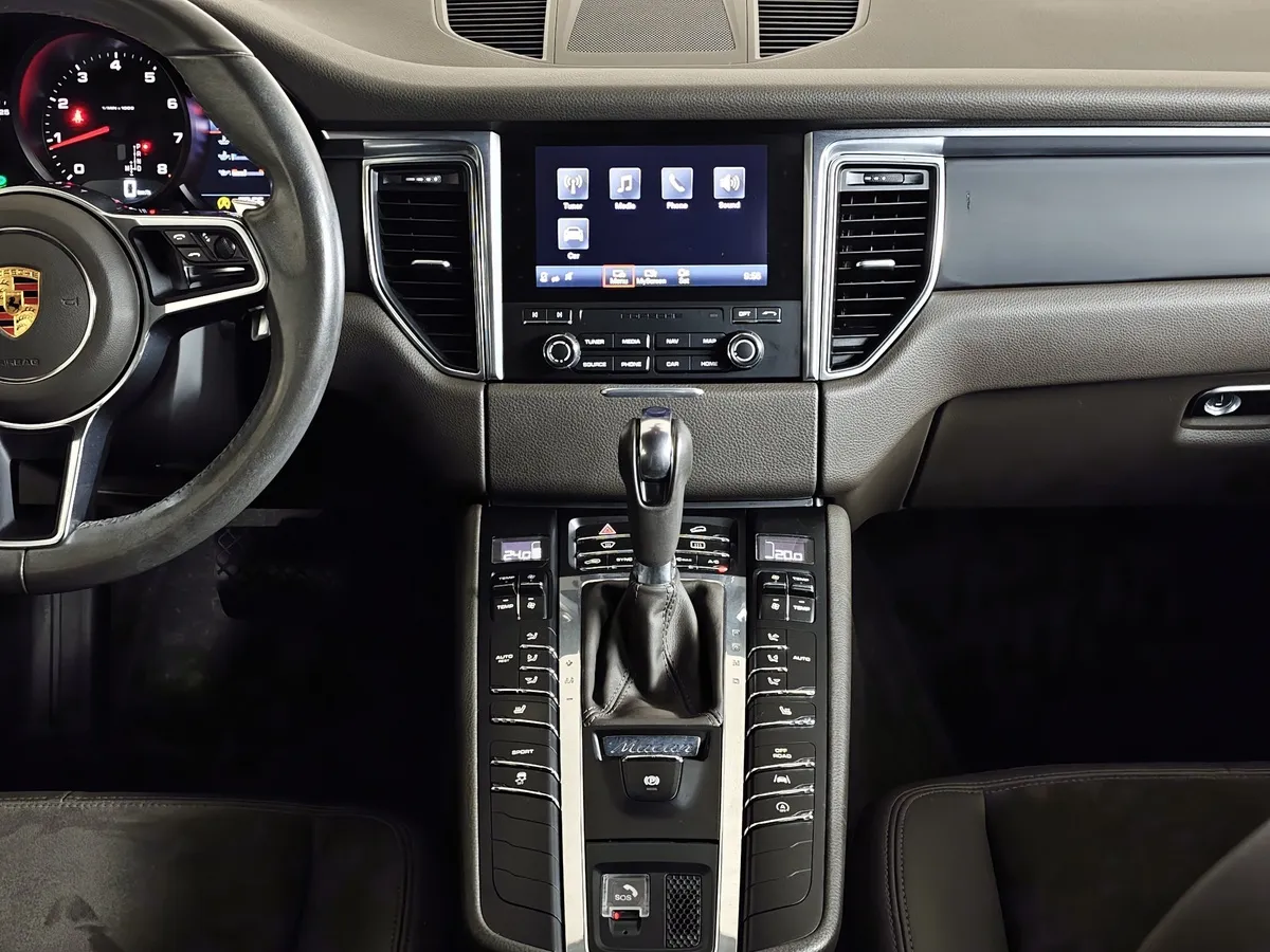 Porsche Macan 2.0 PDK AWD (252 л.с.) Белый в АВИЛОН. Слайд №15