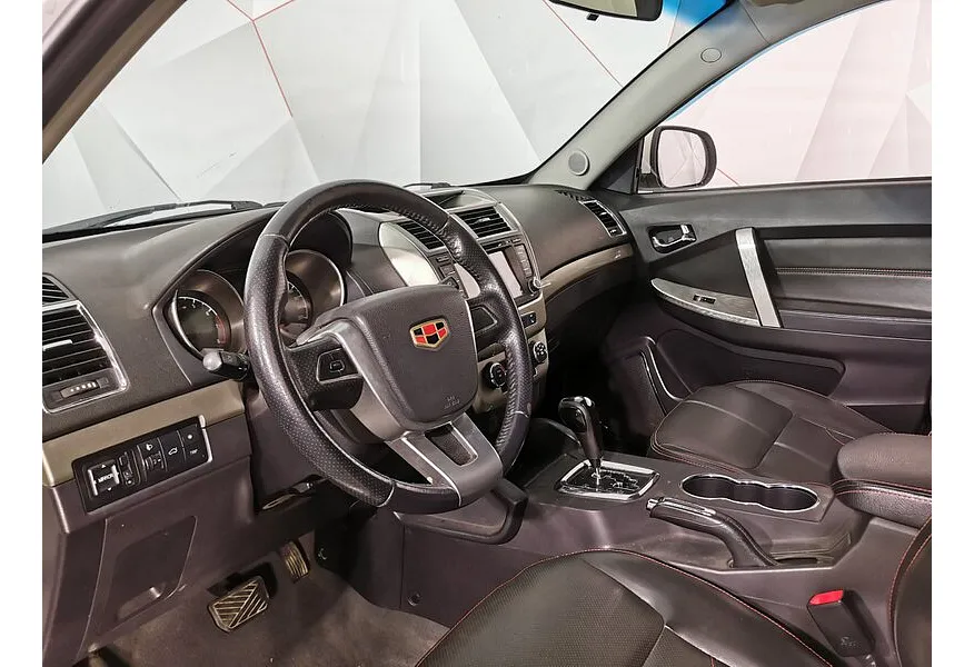 Geely Emgrand X7 2.4 AT (148 л.с.) Comfort Белый в АВИЛОН. Слайд №19