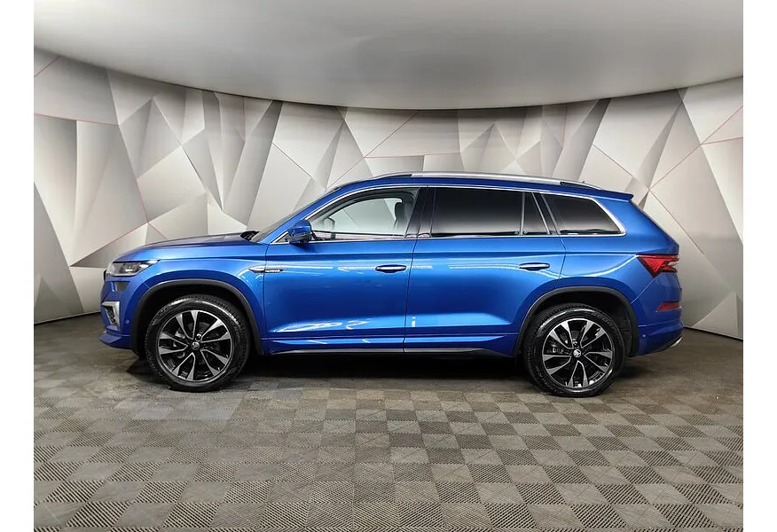 LIVE. Слайд №3