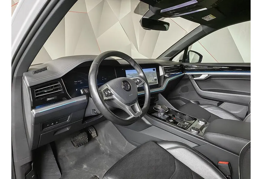 АВИЛОН - Volkswagen Touareg 3.0 V6 TDI Tiptronic 4Motion (249 л.с.) R-Line Белый - slide 13