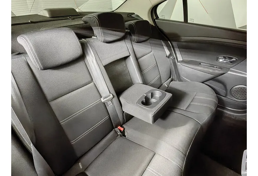 Renault Fluence 1.6 CVT (114 л.с.) Бежевый в АВИЛОН. Слайд №14