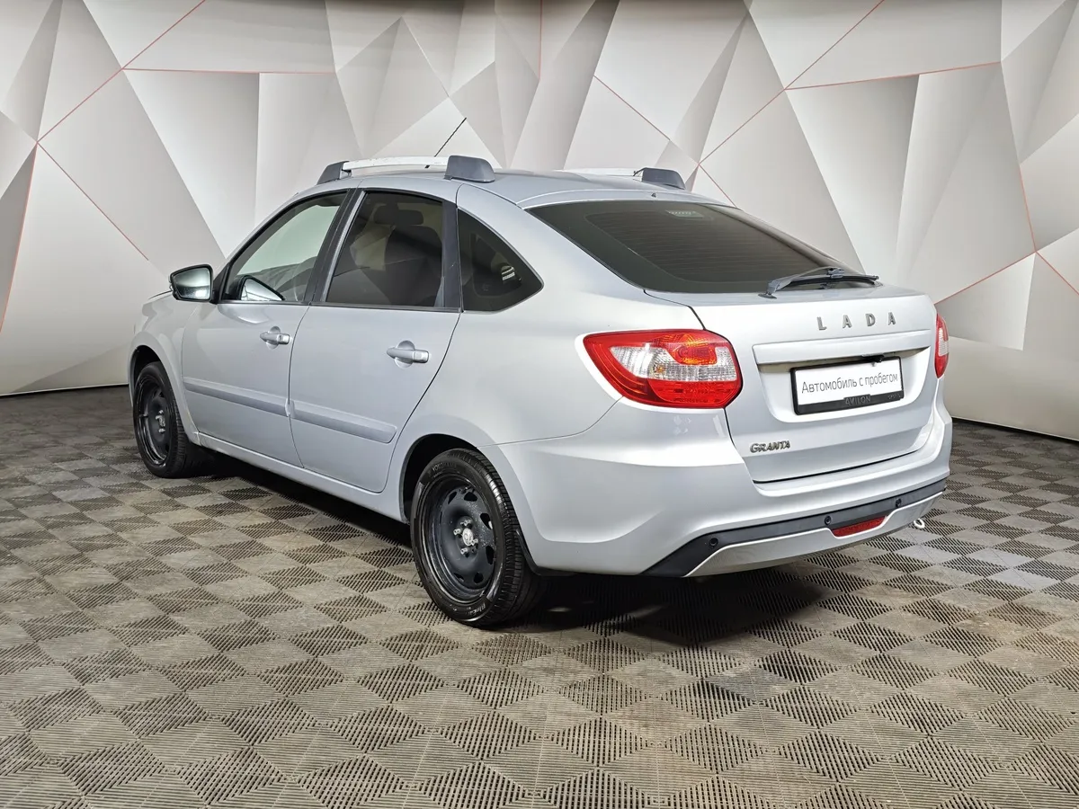 ВАЗ (Lada) Granta 1.6 MT 8кл (87 л.с.) Серый в АВИЛОН. Слайд №4