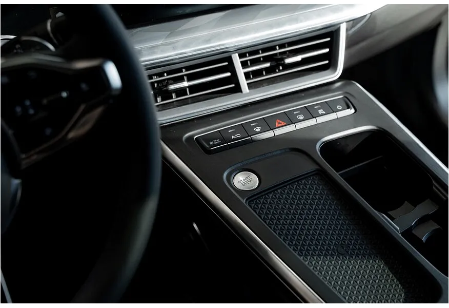 АВИЛОН - Haval F7 2.0T AWD 7DCT (190 л.с.) Tech Plus Черный - slide 8
