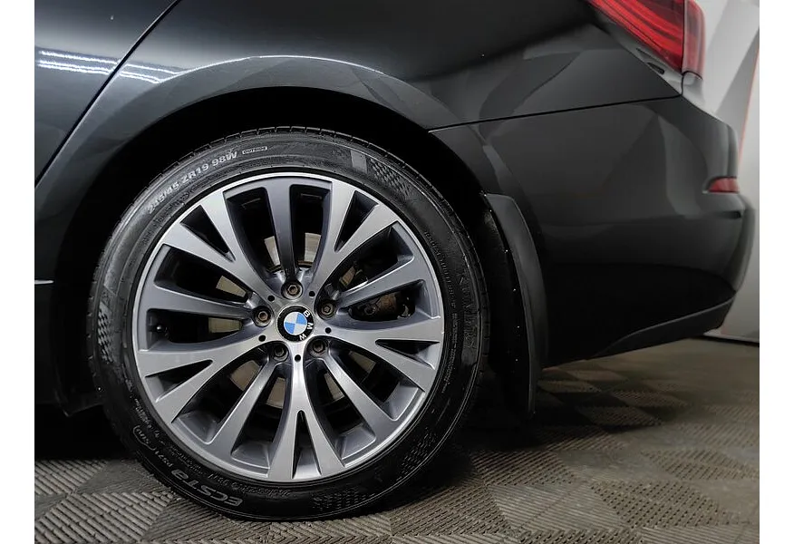 LIVE. Слайд №12