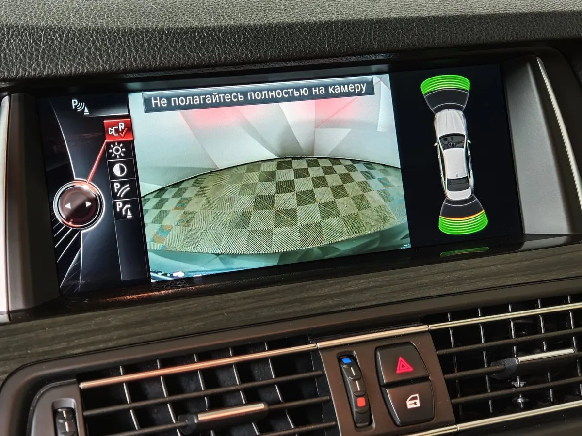 BMW 5 серия 528i xDrive Steptronic (245 л.с.) Черный в АВИЛОН. Слайд №17