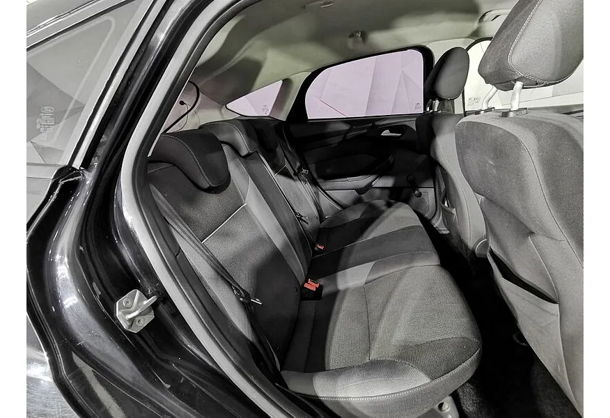 Ford Focus 1.6 Ti-VCT PowerShift (105 л.с.) Trend Черный в АВИЛОН. Слайд №17