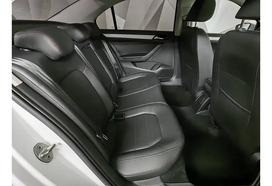 Jetta VA3 1.5 AT (112 л.с.) Aggressive Белый в АВИЛОН. Слайд №16