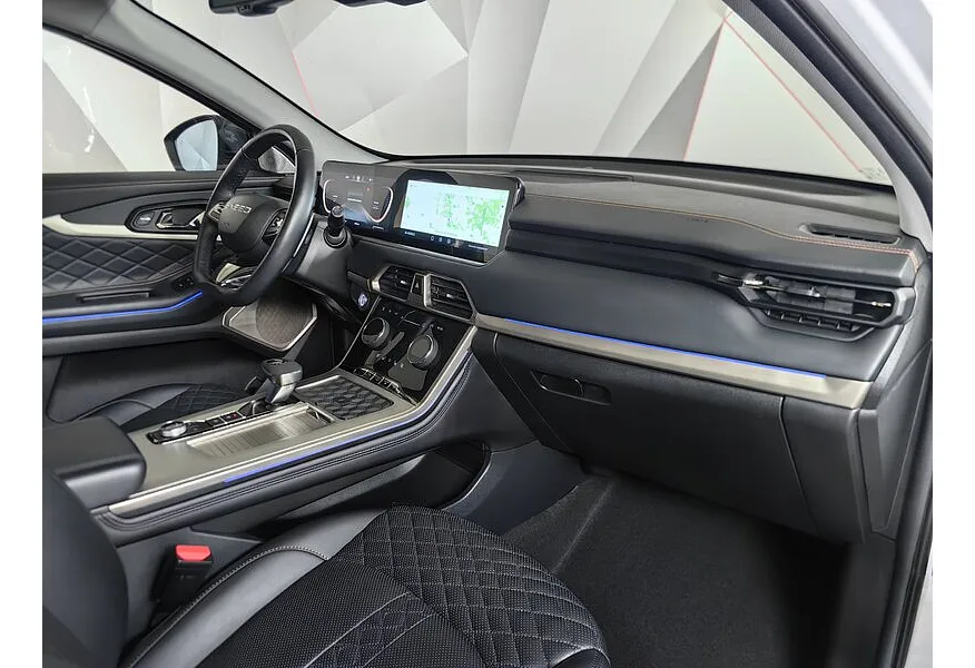 EXEED TXL 2.0 DCT7 AWD (197 л.с.) Sport Edition Белый в АВИЛОН. Слайд №12