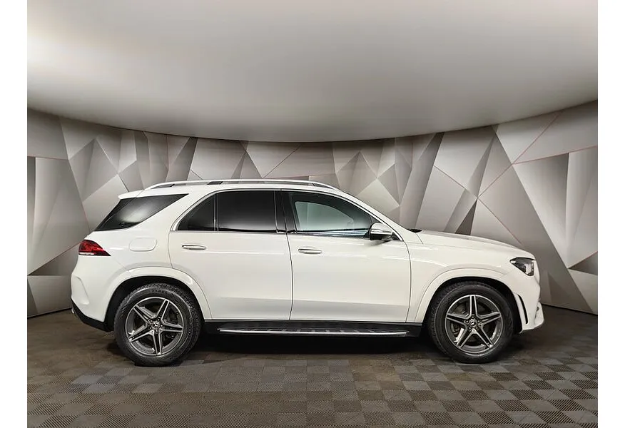 Mercedes-Benz GLE 400 d 4MATIC 9G-TRONIC (330 л.с.) Sport (Локальная сборка) Белый в АВИЛОН. Слайд №6