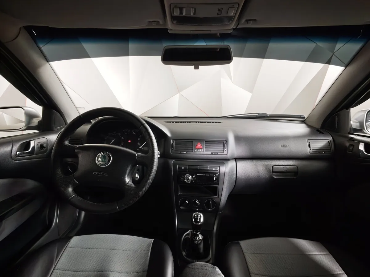 Skoda Octavia 1.4 MT (75 л.с.) Серебристый в АВИЛОН. Слайд №14