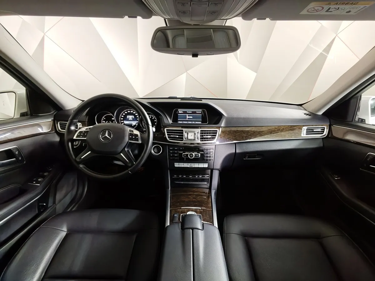 Mercedes-Benz E-Класс E 200 T BlueEfficiency 7G-Tronic Plus (184 л.с.) Белый в АВИЛОН. Слайд №14