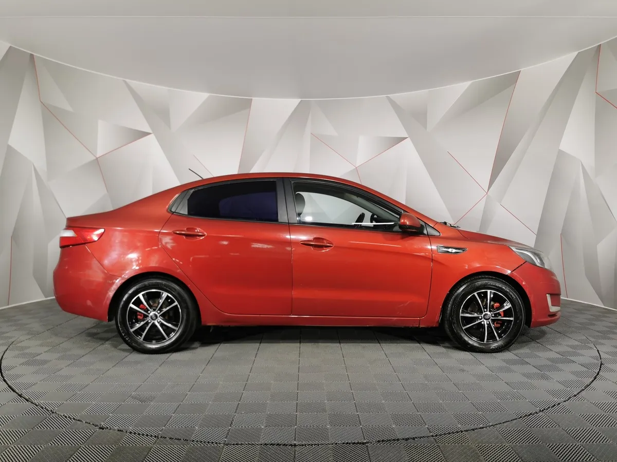 Kia Rio 1.6 MT (123 л.с.) Comfort Красный в АВИЛОН. Слайд №6