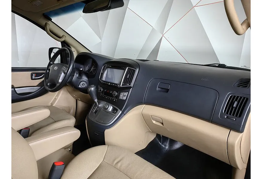 Hyundai Grand Starex 2.5d AT 4WD (145 л.с.) Серый в АВИЛОН. Слайд №13