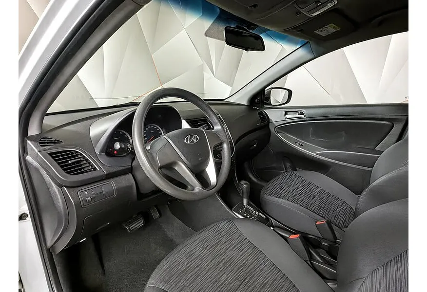 АВИЛОН - Hyundai Solaris 1.4 AT (100 л.с.) Active Plus Белый - slide 14