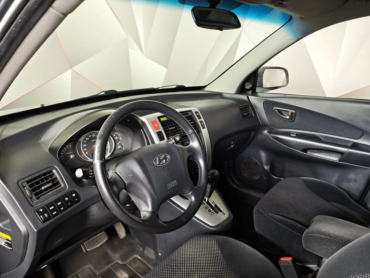 Hyundai Tucson 2.0 AT 4WD (142 л.с.) Серый в АВИЛОН. Слайд №16