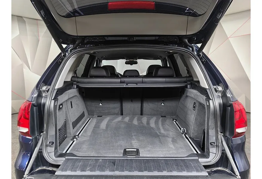 BMW X5 xDrive30d Steptronic (249 л.с.) Base (Локальная сборка) Синий в АВИЛОН. Слайд №9