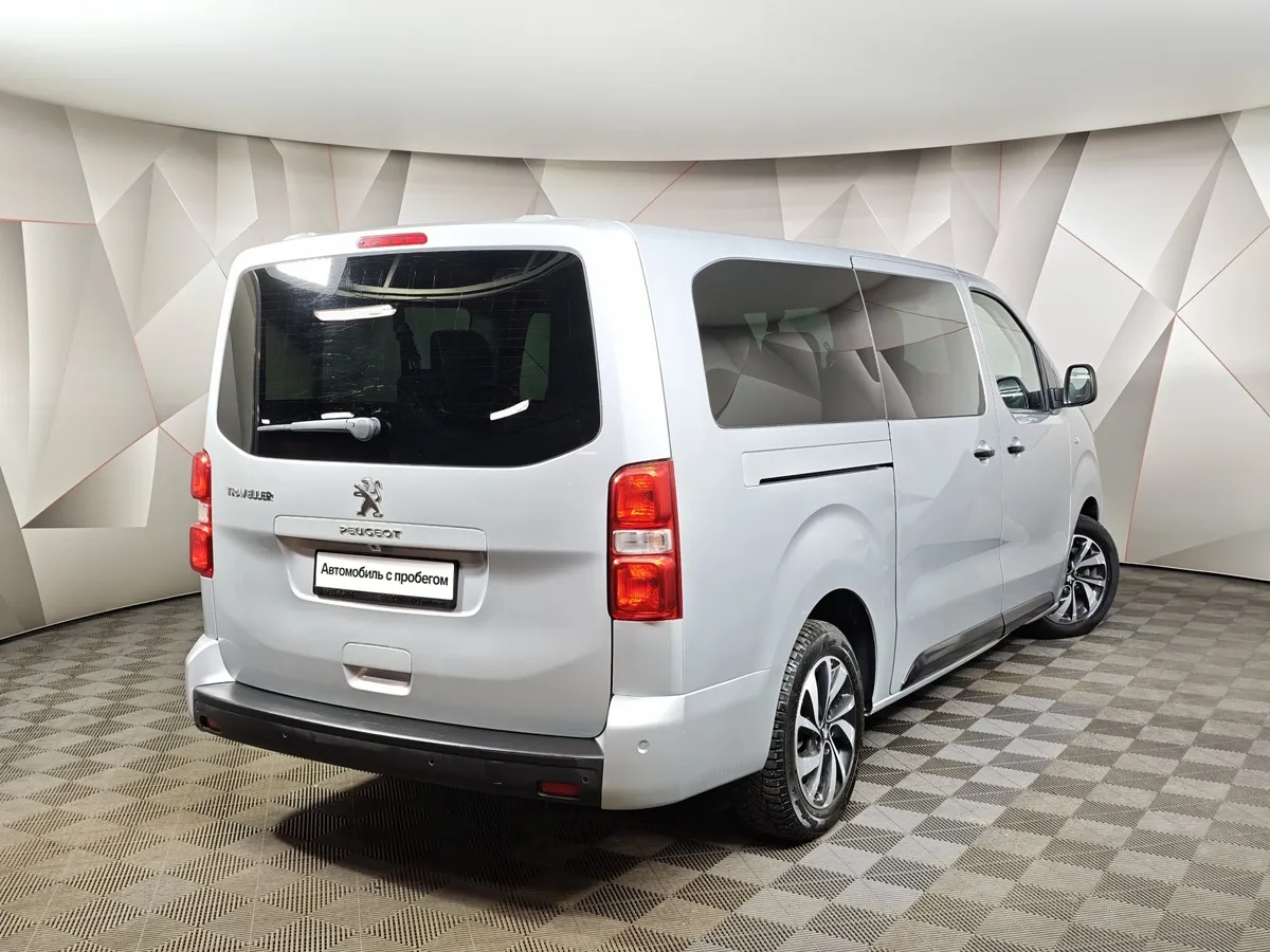Peugeot Traveller Business 2.0 Hdi AT (150 л.с.) VIP Серый в АВИЛОН. Слайд №2