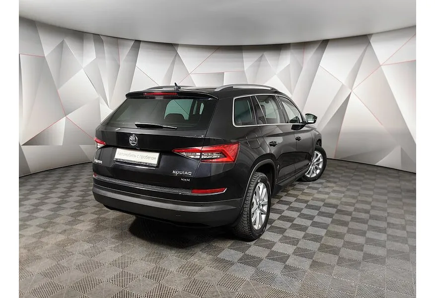 Skoda Kodiaq 2.0 TSI DSG 4X4 (180 л.с.) Черный в АВИЛОН. Слайд №2