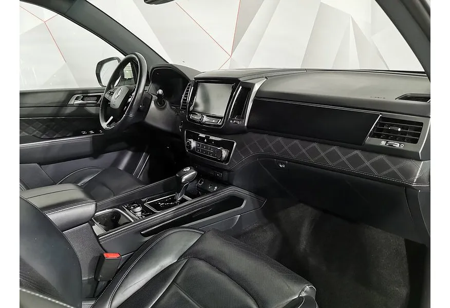 SsangYong Rexton 2.2 AT AWD (181 л.с.) Белый в АВИЛОН. Слайд №12
