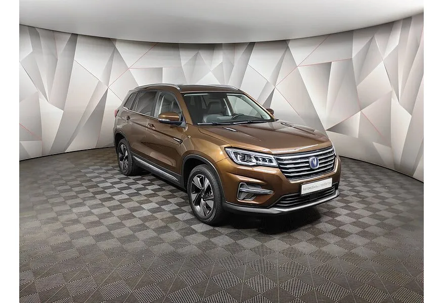 АВИЛОН - Changan CS75 1.8 AT AWD (149 л.с.) Luxury Коричневый - slide 1