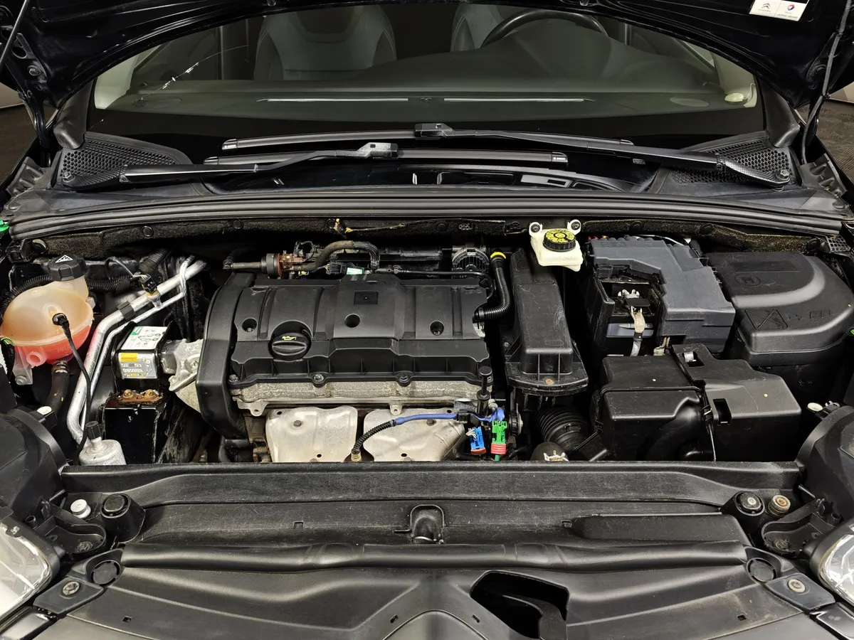 Citroen C4 1.6 VTi MT (120 л.с.) Черный в АВИЛОН. Слайд №11