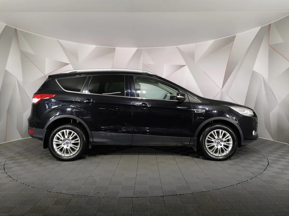 Ford Kuga 1.6 EcoBoost AT AWD (182 л.с.) Titanium Черный в АВИЛОН. Слайд №6