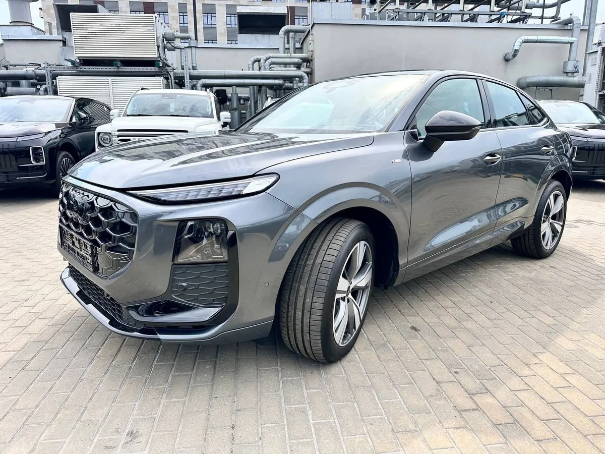 АВИЛОН - Audi Q3 Sportback 2.0 TFSI S-tronic quattro (265 л.с.) Серый - slide 10177863