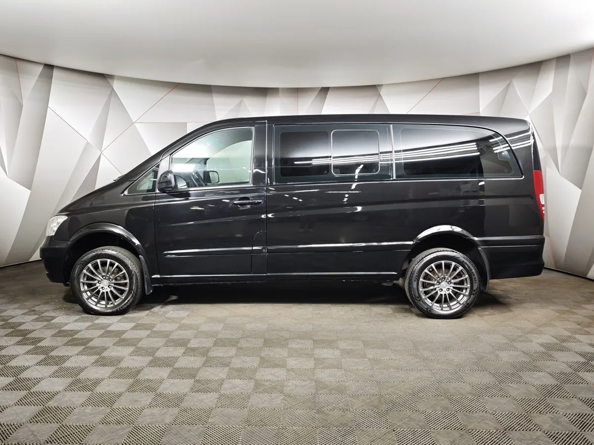 Mercedes-Benz Viano 2.2 CDi TouchShift 4MATIC удлиненный (163 л.с.) Черный в АВИЛОН. Слайд №5