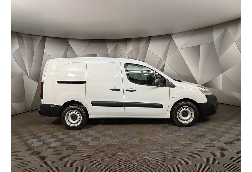 АВИЛОН - Opel Combo 1.4 MT (90 л.с.) Белый - slide 3