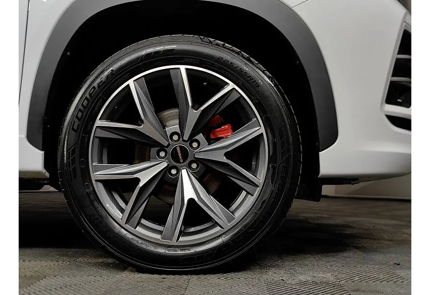 EXEED LX 1.6T DCT 4WD (150 л.с) Premium Plus Белый в АВИЛОН. Слайд №9