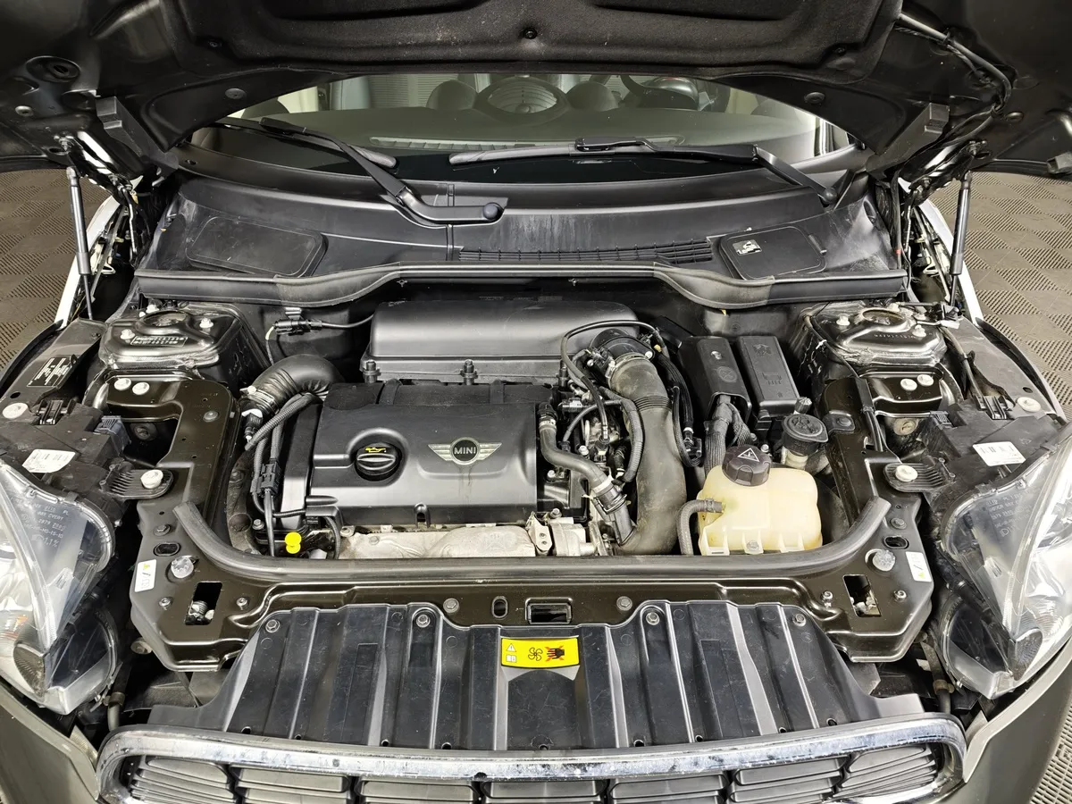 MINI Countryman 2.0 AMT 4WD (204 л.с.) ALL4 Серый в АВИЛОН. Слайд №10