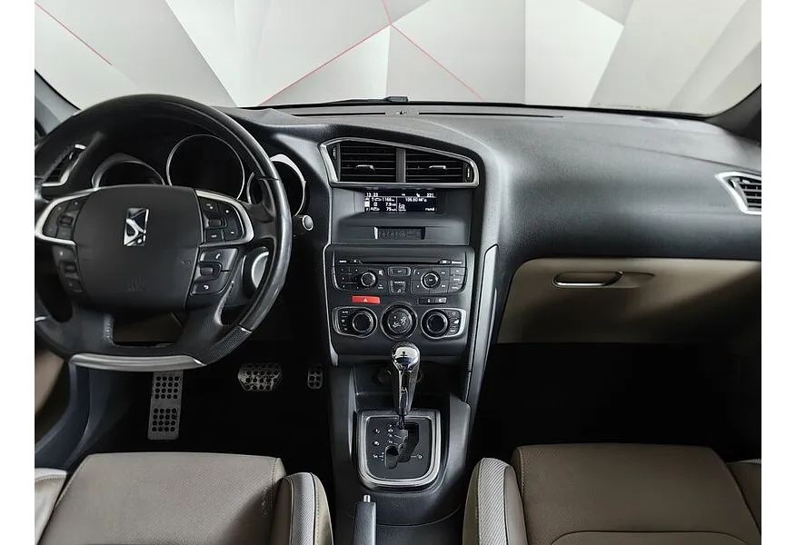 Citroen DS4 1.6 THP AT (150 л.с.) Коричневый в АВИЛОН. Слайд №15 Citroen DS4 1.6 THP AT (150 л.с.) Коричневый в АВИЛОН. Слайд №15