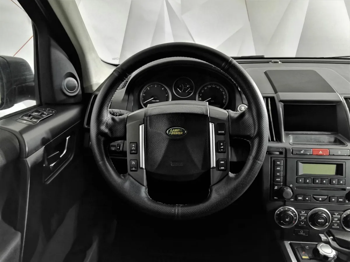 Land Rover Freelander 2.2 TD4 AT (150 л.с.) S Черный в АВИЛОН. Слайд №19