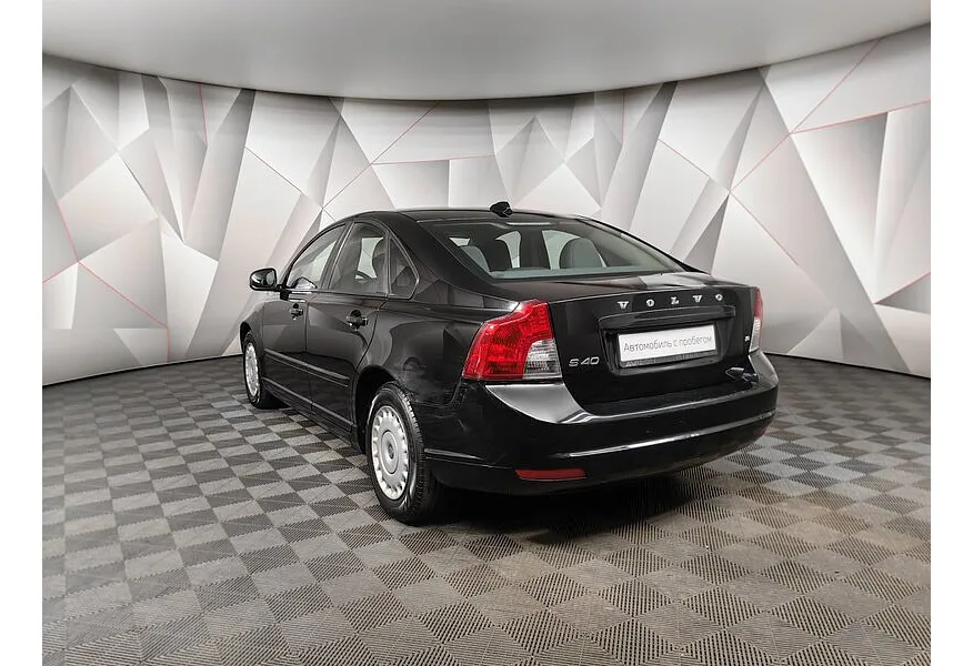 Volvo S40 1.6 MT (100 л.с.) Черный в АВИЛОН. Слайд №7