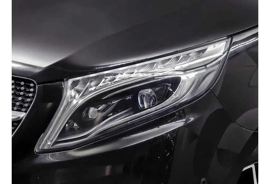 Mercedes-Benz V-Класс V 250 d 9G-Tronic L2 4MATIC (190 л.с.) AMG Line Черный в АВИЛОН. Слайд №10