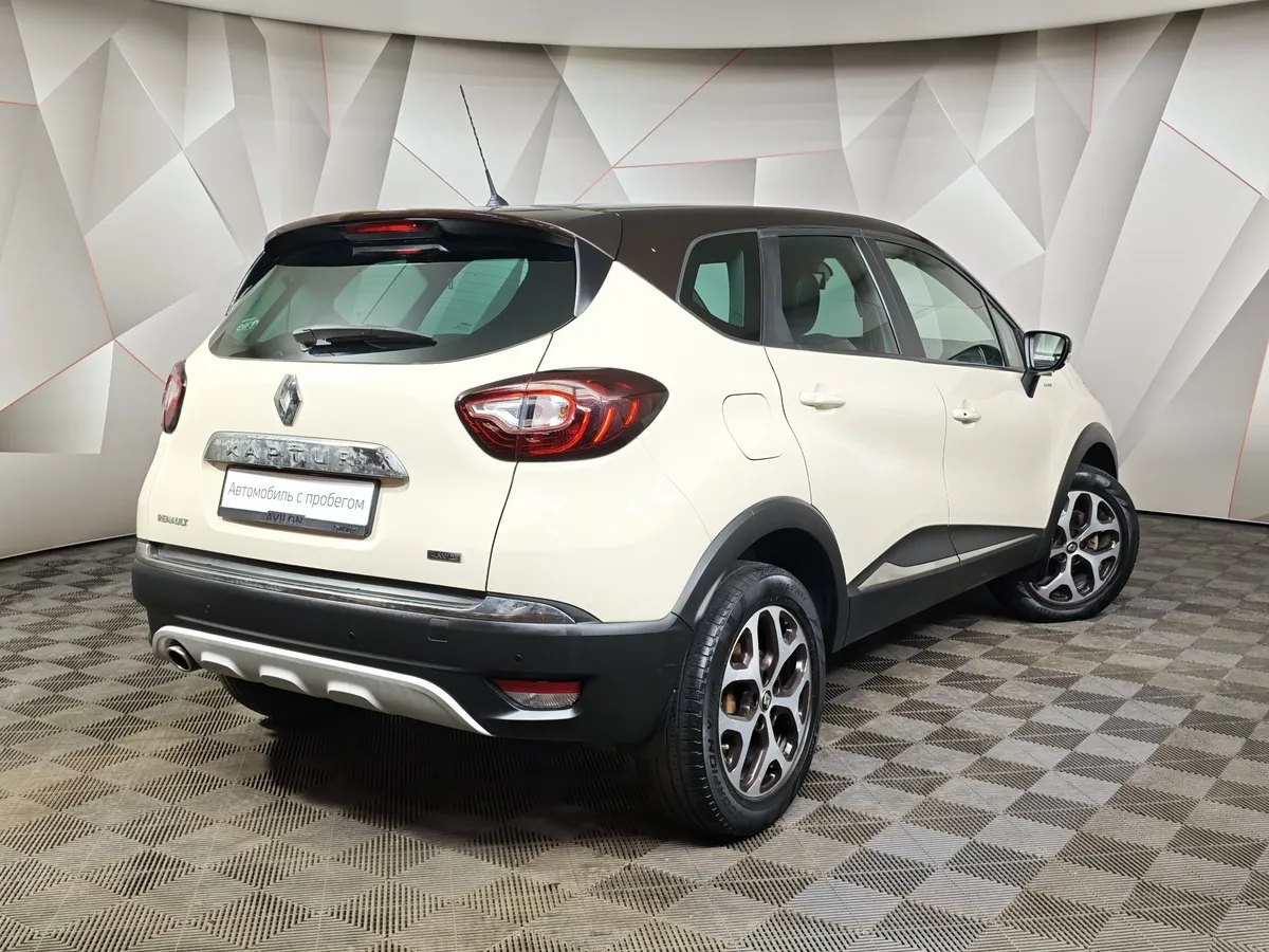 Renault Kaptur 2.0 AT AWD (143 л.с.) в АВИЛОН. Слайд №2