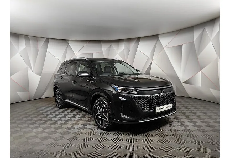 EVOLUTE i-SPACE 1.5 CVT (287 л.с.) Черный в АВИЛОН. Слайд №3