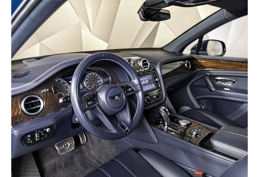 Bentley Bentayga 6.0 AT AWD (608 л.с.) Синий в АВИЛОН. Слайд №19
