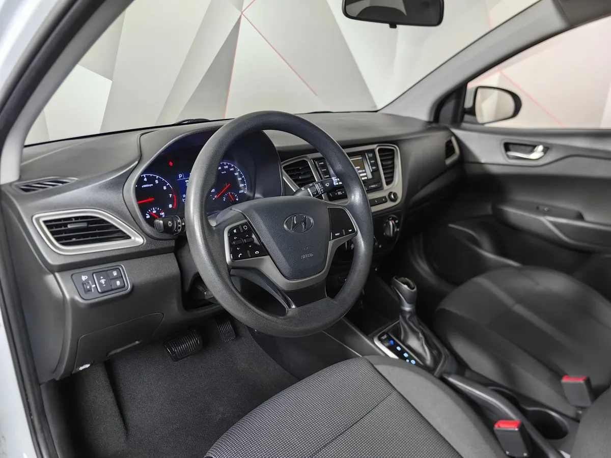 Hyundai Solaris 1.6 AT (123 л.с.) Active Plus Белый в АВИЛОН. Слайд №19