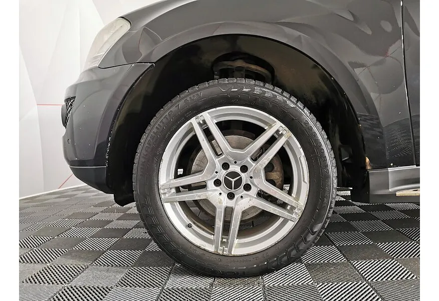 Mercedes-Benz M-Класс ML 320 CDI 7G-Tronic (224 л.с.) Черный в АВИЛОН. Слайд №9