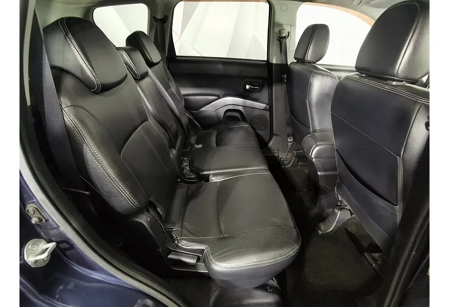 Mitsubishi Outlander 2.4 CVT 4WD (170 л.с.) Синий в АВИЛОН. Слайд №14