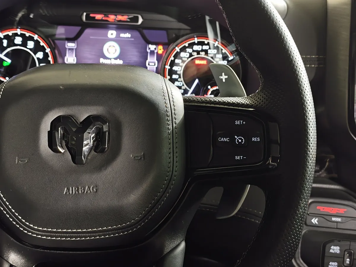 Dodge RAM 1500 TRX 6.2 AT 4WD (702 л.с.) Launch Edition Черный в АВИЛОН. Слайд №34