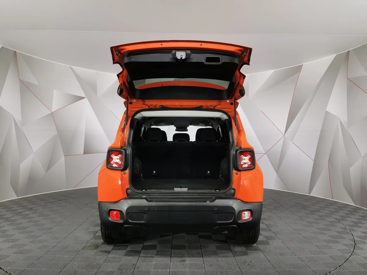 Jeep Renegade 1.4 AMT (140 л.с.) Limited Оранжевый в АВИЛОН. Слайд №11